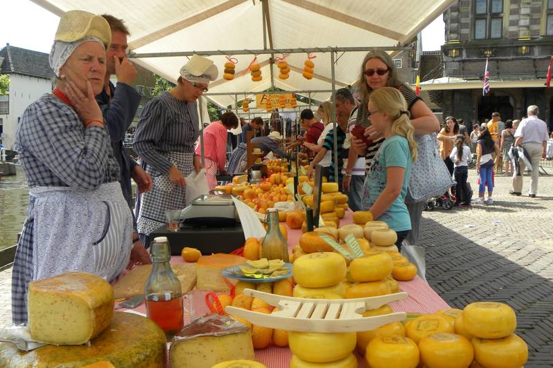 Märkte & Flohmarkt